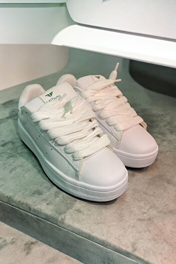 HAKKE Queen Thick Sole Sneaker Sneakers