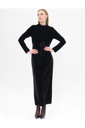 Kayra Black Velvet Dress with Accessory Detail 23040-2K5