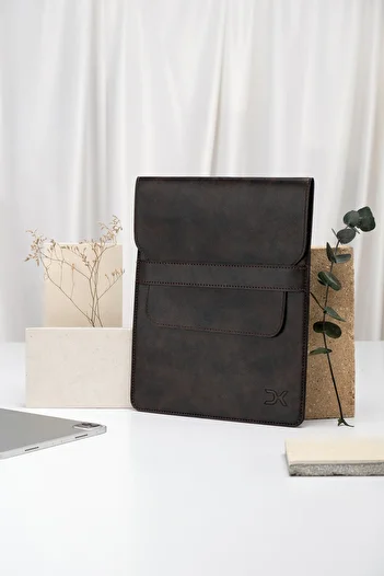 DK LEATHER حافظة تابلت 10-11 بوصة من جلد البولي يوريثان مع جيب - متوافقة مع iPad Pro/Air وSamsung وHuawei وLenovo