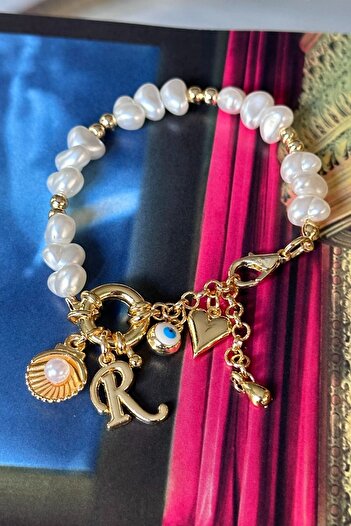 Trendy Butik R Letter Bracelet Pearl Model Oyster, Evil Eye and Heart Dangle Design Letter Bracelet