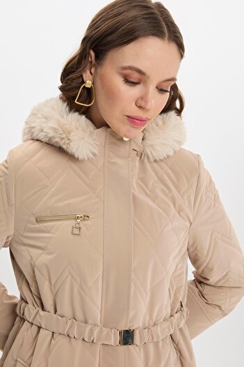 Zühre Fur Detailed Hooded Long Beige Puffer Coat 12765