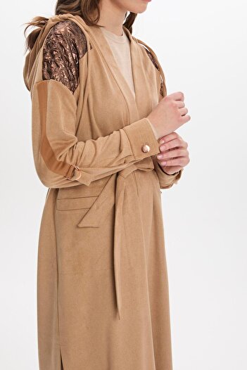 Zühre Beige Hooded and Belted Clothing - Shoulder Quilted Detail Gç-0226