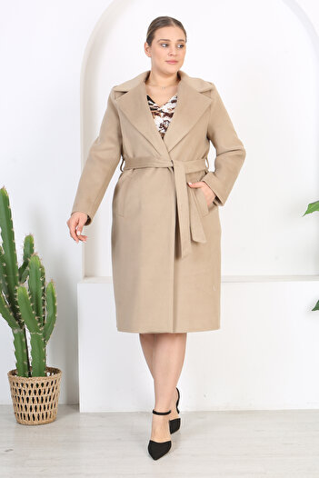 Madwilo Women's Mink Pocket, Belt and Lining Detail Wool Cashew Coat