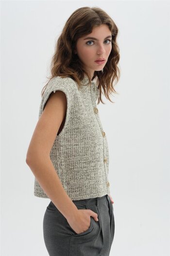 SHERIN Beige Button Detailed Knitwear Vest