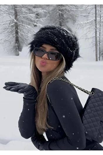Wearflawless Trend Winter Faux Fur Russian Heart Plush Hat