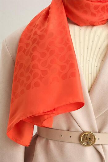 Armine Monogram Shawl Trend Inci - 1 14 14 Model