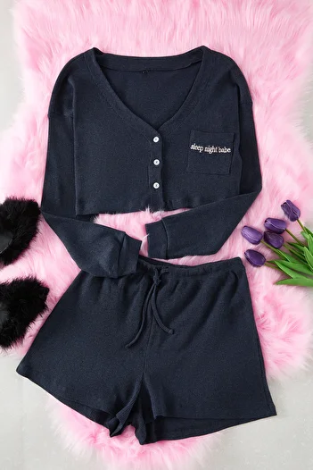 Trendyol Collection Set de pijamale tricotate cu nervuri brodate cu slogan indigo THMAW22PT0229