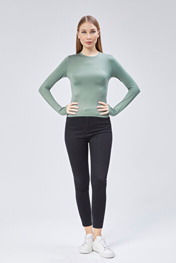 Maison La Femme Soldier Green Knitted Basic Crew Neck Long Sleeve Slim Fit Women Body T-Shirt