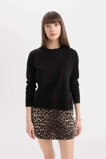 DeFacto C0058 Black Regular Fit Soft Textured Crew Neck Basic Plain Knitwear Sweater