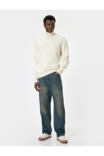 Koton Basic Langarm-Pullover mit hohem Kragen