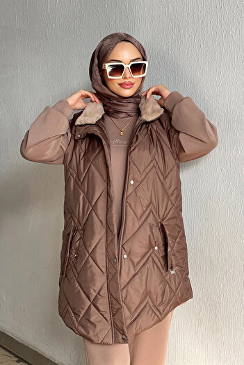 Minel Women's Coffee Collar Sheepskin Short Vest