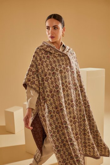 Uludağ Triko Stone Flower Patterned Hooded Poncho