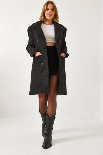 Bianco Lucci Women's Six Buttoned Pocket Stamp Coat 60261121