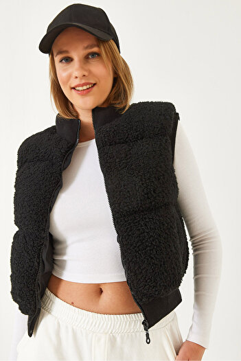 Bianco Lucci Women's Ribbed Pocket Detailed Zippered Teddy Vest 939125 60261183