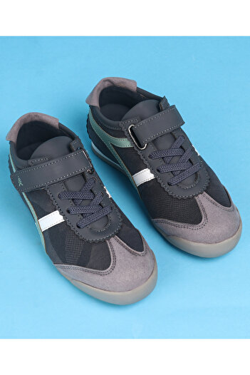 Pine kids Casual Shoes With Velcro Closure - Black