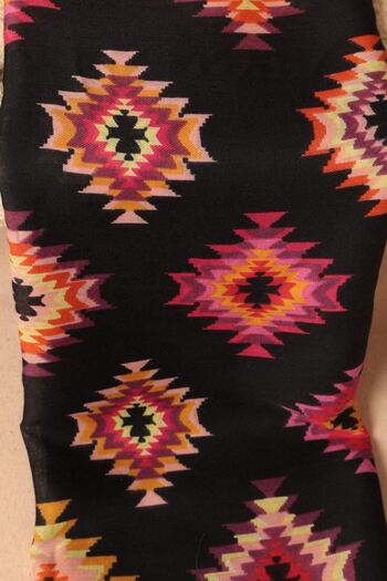 FTT SHOPPING MARKET Women's Black Shawl with Square Pattern
