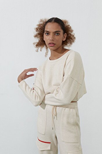 Rue Studio Ekru Basic Kısa Sweatshirt