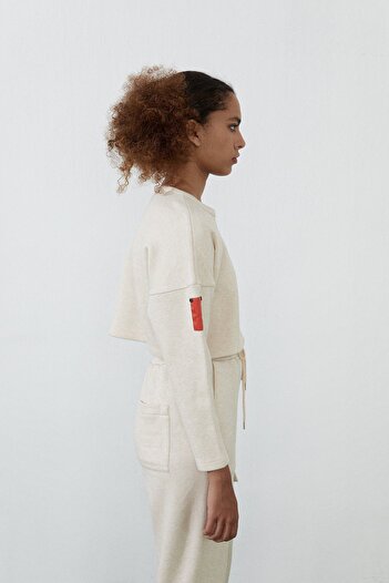 Rue Studio Ekru Basic Kısa Sweatshirt