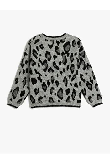 Koton Langärmliger Strickpullover mit Rundhalsausschnitt und Leopardenmuster