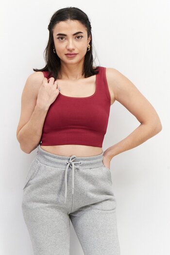 NA-KD Women U Neck Sleeveless Textured Top, Magenta