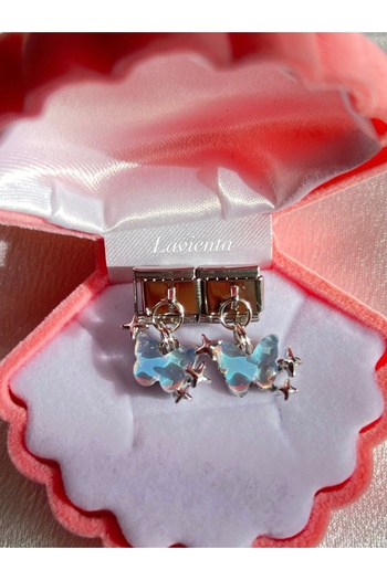 Lavienta Butterfly Model Nomination Charm (Single)