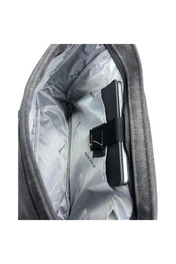 ESCAPE Durable and Modern Escape 3610 Postman Canvas Backpack