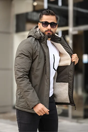 DOXGER Khaki Color Coat