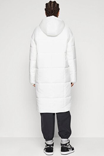 Nike Therma Fit Classic Kadın Günlük Stil Mont Beyaz