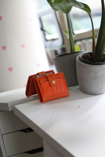 Moom Bag Women's Orange Croco Patterned Card Holder Detailed Square Wallet