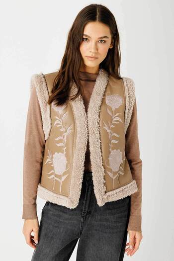 Hooopstore Embroidered Milk Brown Kovboy Vest
