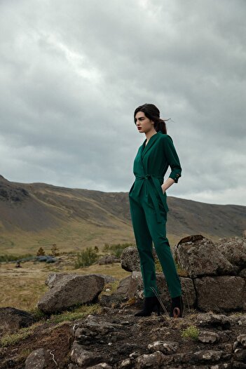 Stylove Elegant jumpsuit with a shawl collar