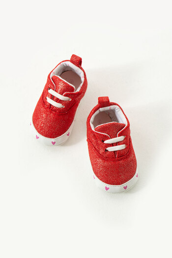yummy kids Non-Slip Sole Rubber Laced Comfortable Baby Girl Booties with Heart Print Detail