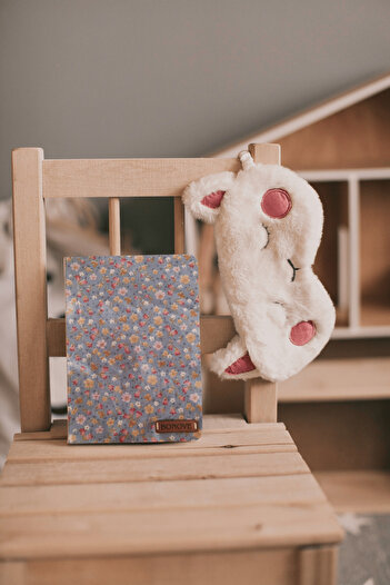 BONOVE Book Case Wild Flowers Patterned Fabric Book Cover Book Protection Organizer