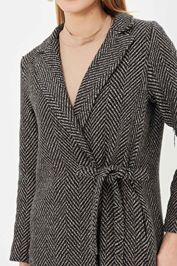 armonika Women's Mink Side Tie Herringbone Pattern Long Cuff Coat ARM-24K001010