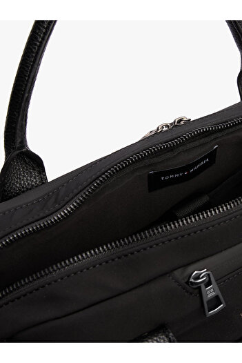 Tommy Hilfiger Erkek Çift Kapatma Fermuarlı Ayarlanabilir Çıkarılabilir Askılı Siyah Laptop & Evrak Çantası AM0AM13