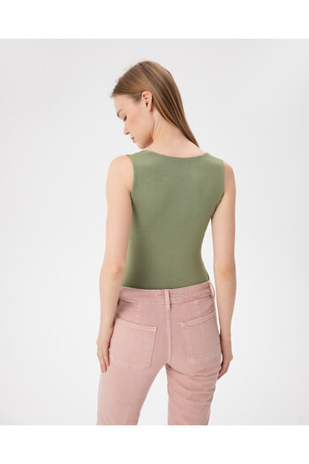 Ayma Active Ecovero ™   Green Tank Top - with Self Bra Inside