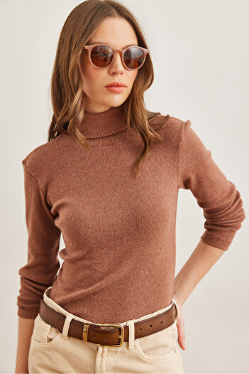 Olalook Women's Chocolate Turtleneck Raised Camisole Sweater Kzk- 19000395