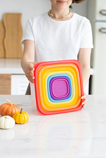 Lulucodesing Set of 7 Rainbow Food and Food Storage Containers Square Suitable for Deepfreeze and Microwave Use