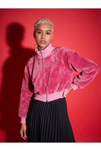 Sassafras By Styli Faux Fur High Neck Crop Bomber Jacket