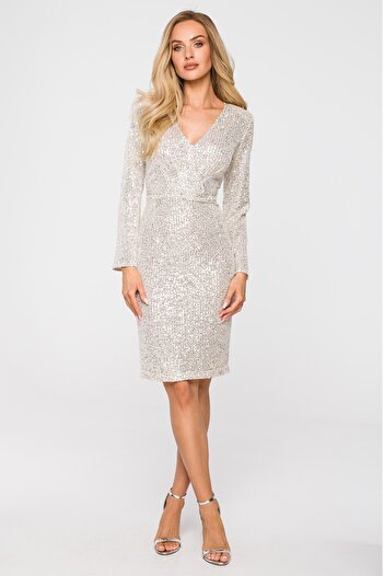 Made of Emotion Fitted sequin dress with a neckline