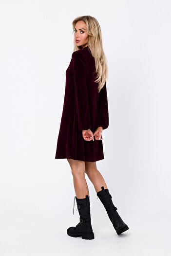 Made of Emotion Velour dress with a V-neck