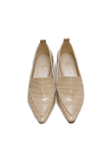Desa Women's Beige Ballerinas