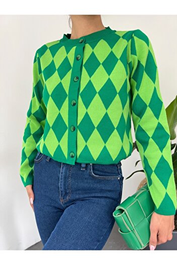 Modamorfo Crew Neck Buttoned Diamond Pattern Cardigan