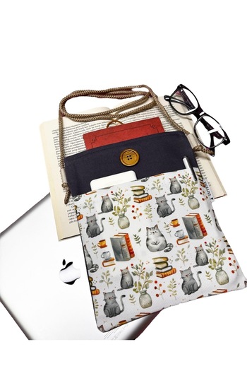 Smyrna Hanging - Book / Tablet / Ebook Bag - Detachable Strap (Gray Cats and Books)
