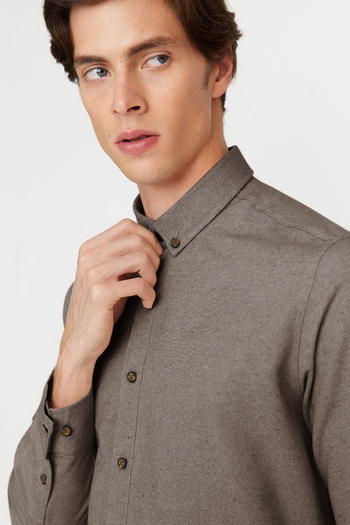 Trendyol Collection Winter Slim Fit Ανοιχτό καφέ πουκάμισο - Κολάρο με κουμπί TMNAW20GO0094