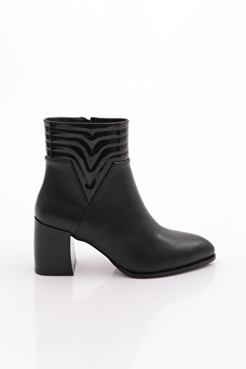 DGN Black Patent Leather Women's Heeled Boots - 10153796