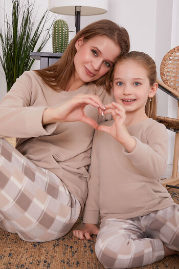 Arnetta Plaid Kangaroo Pocket Cream Girls' Long Sleeve Pajama Set