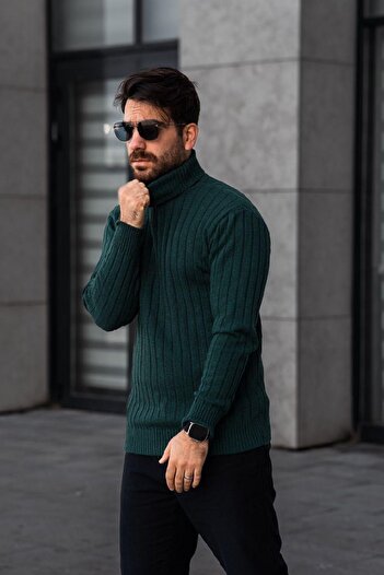 Know Men's Green Turtleneck Winter Knitwear Sweater