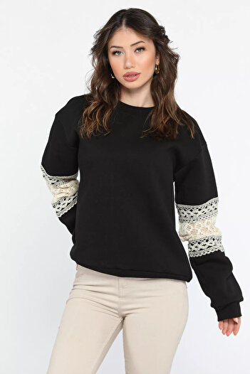 GÜLSELİ Black Women's Crew Neck Sleeve Detail Raised Sweatshirt