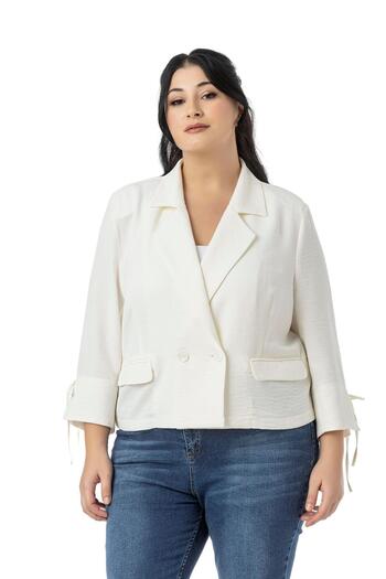 DISENTIS MODEST Plus Size Three Quarter Sleeve Ornamental Pocket Padded Unlined Short White Jacket